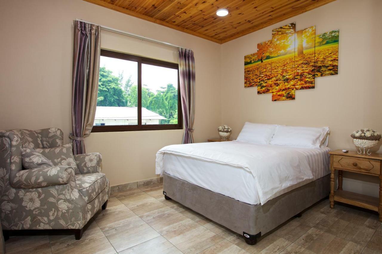 Stone Self Catering Apartment Гранд-Анс Экстерьер фото